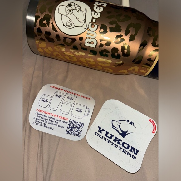 Brand new from store Buc-ee’s gold and leopard print 40 oz tumbler. - Picture 3 of 4